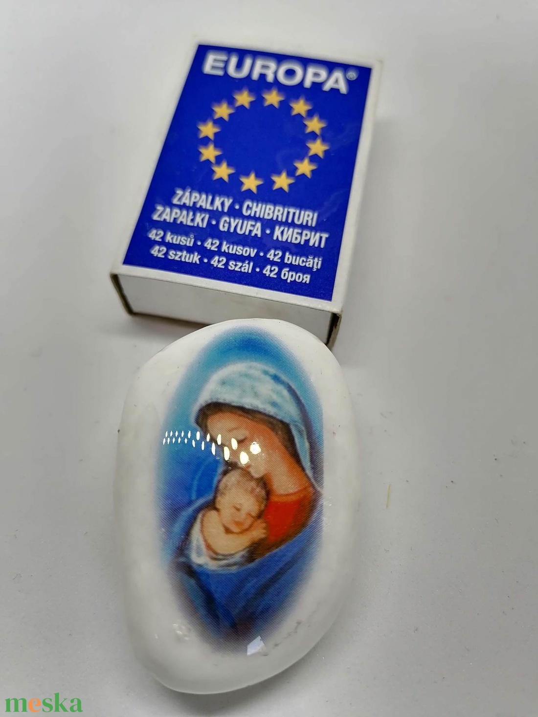 Madonna gyermekével kavics - otthon & lakás - dekoráció - asztal és polc dekoráció - kavics & kő - Meska.hu Madonna gyermekével kavics - otthon & lakás - dekoráció - asztal és polc dekoráció - kavics & kő - Meska.hu