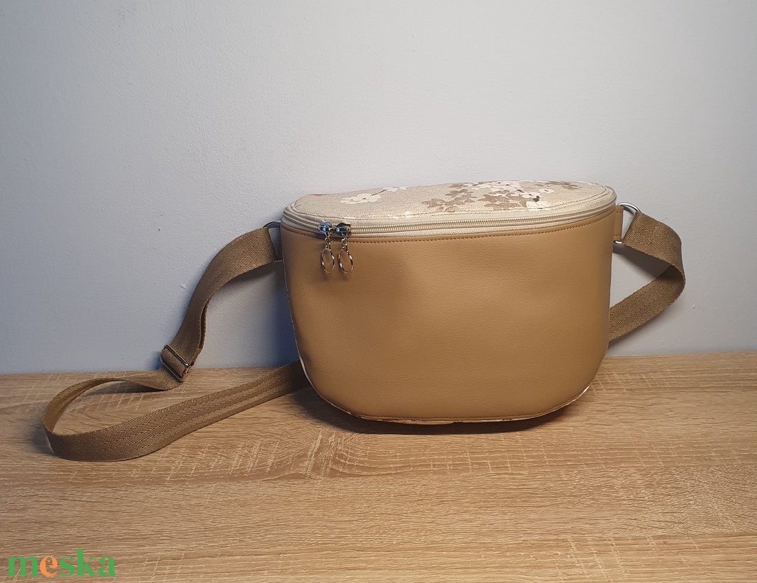 Oldaltáska barna-virág mintás - táska & tok - kézitáska & válltáska - vállon átvethető táska - Meska.hu