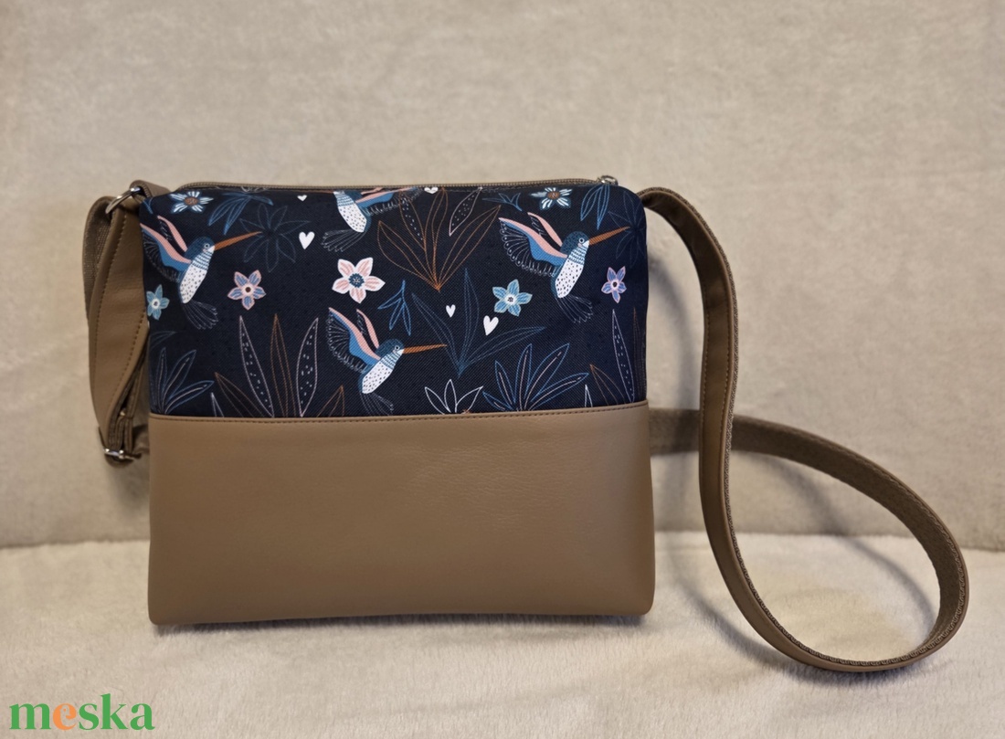 Barna-kolibris oldaltáska - táska & tok - kézitáska & válltáska - vállon átvethető táska - Meska.hu
