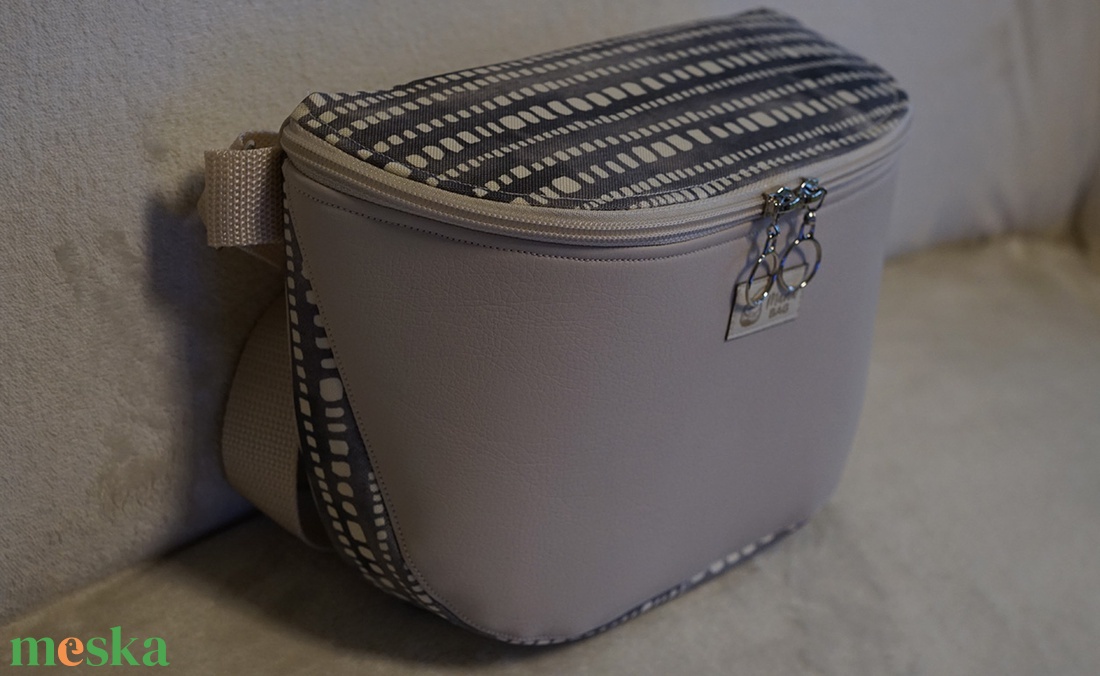 Oldaltáska mandula-afrikai mintás - táska & tok - kézitáska & válltáska - vállon átvethető táska - Meska.hu