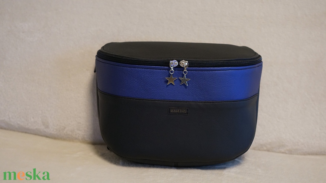 Oldaltáska fekete - metál kék - táska & tok - kézitáska & válltáska - vállon átvethető táska - Meska.hu