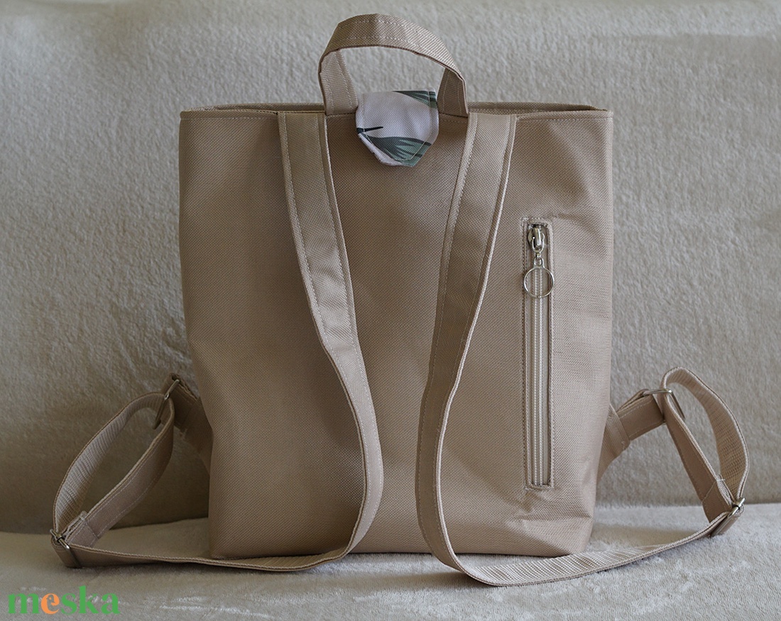 Hátizsák bézs-zöld mintás - táska & tok - hátizsák - hátizsák - Meska.hu