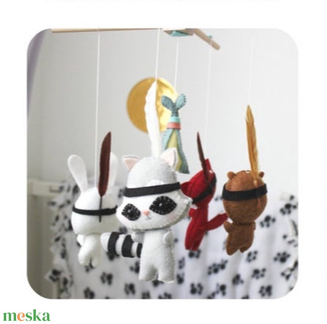 Babaforgó, törzsi erdei állatos, babaváró ajándék, babaszoba dekoráció, nyúl - róka - mosómedve - maci - indián sátor  - játék & sport - Meska.hu