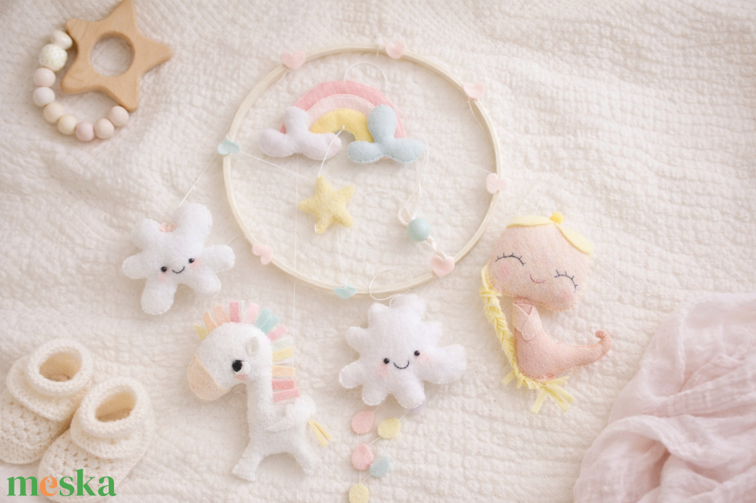 Hercegnős Babaforgó, Unikornis, Egyszarvú, Hercegnő, Kiságy forgó, Kismama, Babaszoba, Lány baba, Babaváró - baba - mama - baba játékok - kiságyforgó - Meska.hu