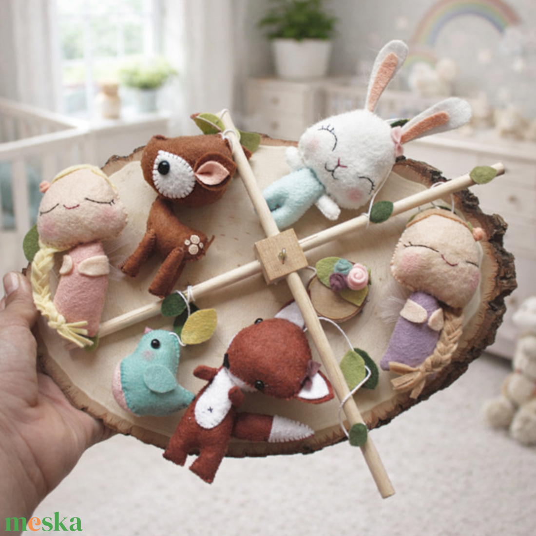 Erdei tündéres babaforgó szarvassal nyuszival és rókával egyenesen Mancsicsi műhelyéből  - baba - mama - baba játékok - kiságyforgó - Meska.hu