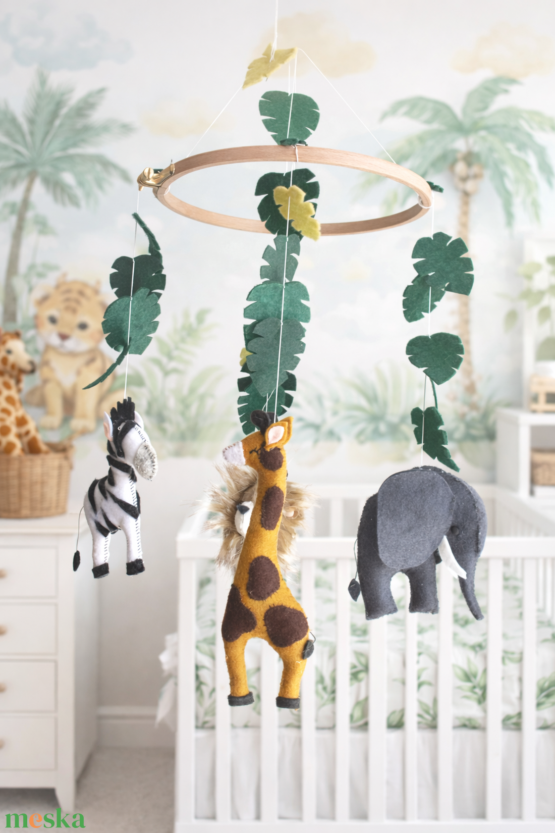 BABAFORGÓ Dzsungel állatokkal, Szafaris kiságyforgó, kézműves termék Mancsicsi műhelyéből  - baba - mama - baba játékok - kiságyforgó - Meska.hu