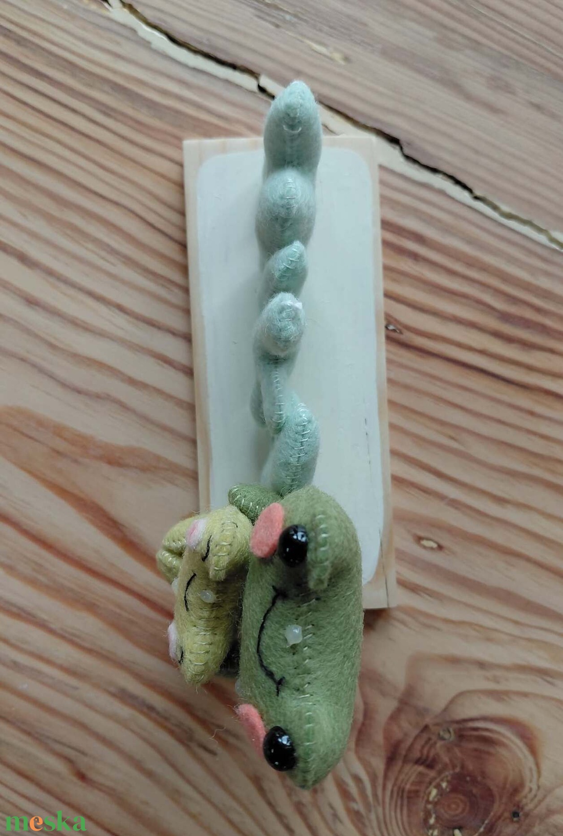 Békás névtábla - kézműves egyedi névreszóló magyar termék - babaszoba dekoráció - baba - mama - babaszoba dekoráció - baba névtábla - Meska.hu