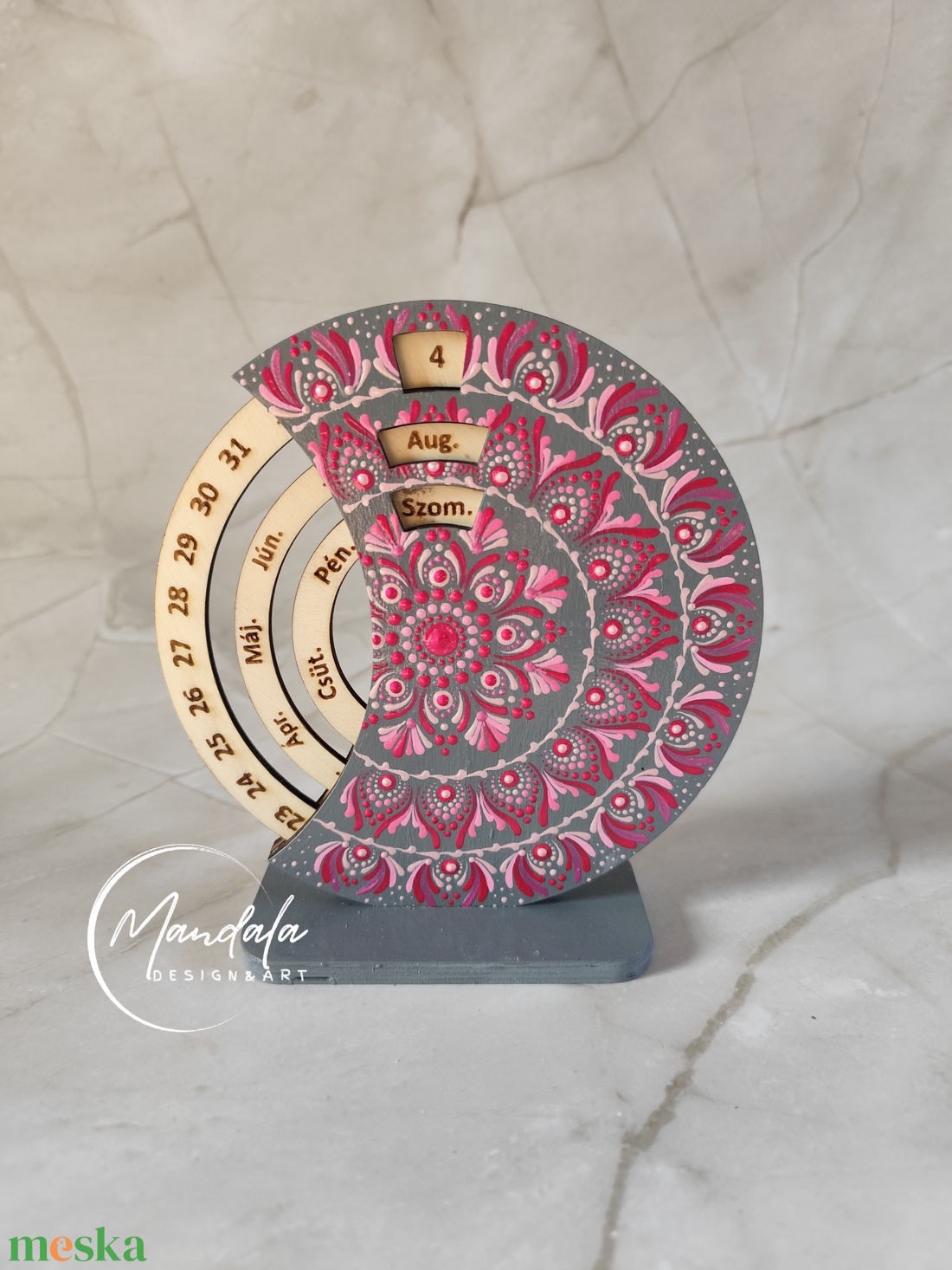 Mandala öröknaptár 15 cm szürke -rózsaszín - otthon & életmód - dekoráció - fali és függő dekoráció - falinaptár & öröknaptár - Meska.hu