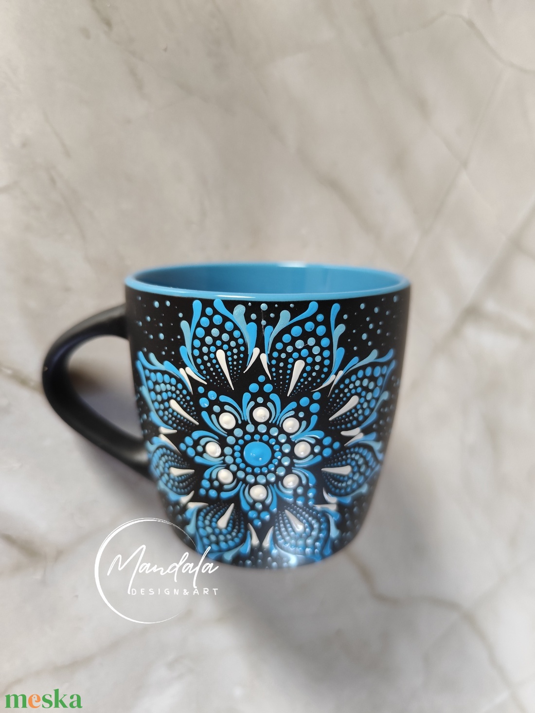 Kézzel festett mandala teásbögre, egyedi porcelán bögre kék, fehér  - otthon & életmód - konyhafelszerelés, tálalás - tálalás - teás- és kávés pohár, készlet - Meska.hu