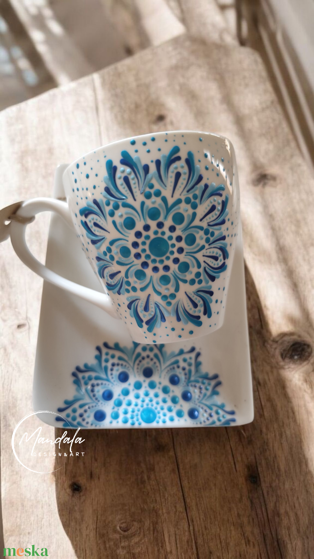 Kézzel festett mandala kávésbögre tálkával, egyedi porcelán bögre kék arany - otthon & életmód - konyhafelszerelés, tálalás - tálalás - teás- és kávés pohár, készlet - Meska.hu