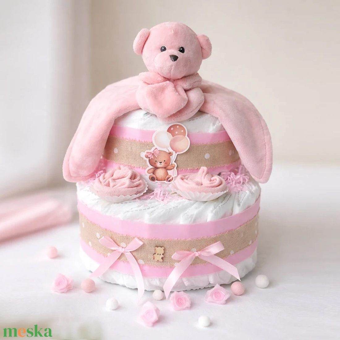 Pelenkatorta macis szundikendővel � Praktikus rózsaszín ajándék kislánynak - baba - mama - pelenkázó, babafürdető kellékek - pelenkatorta - Meska.hu
