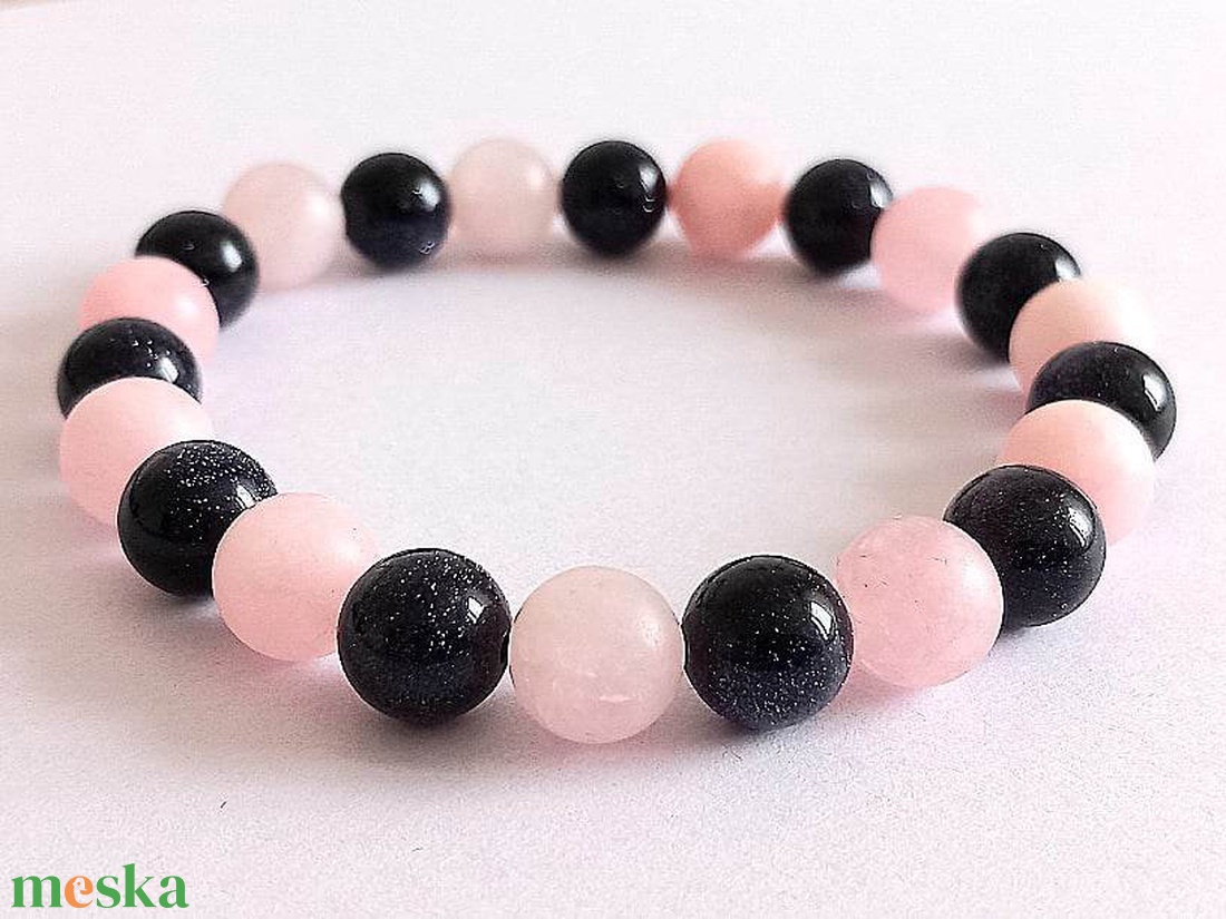 Kék homokkő és rózsakvarc - ékszer - karkötő - gyöngyös karkötő - Meska.hu