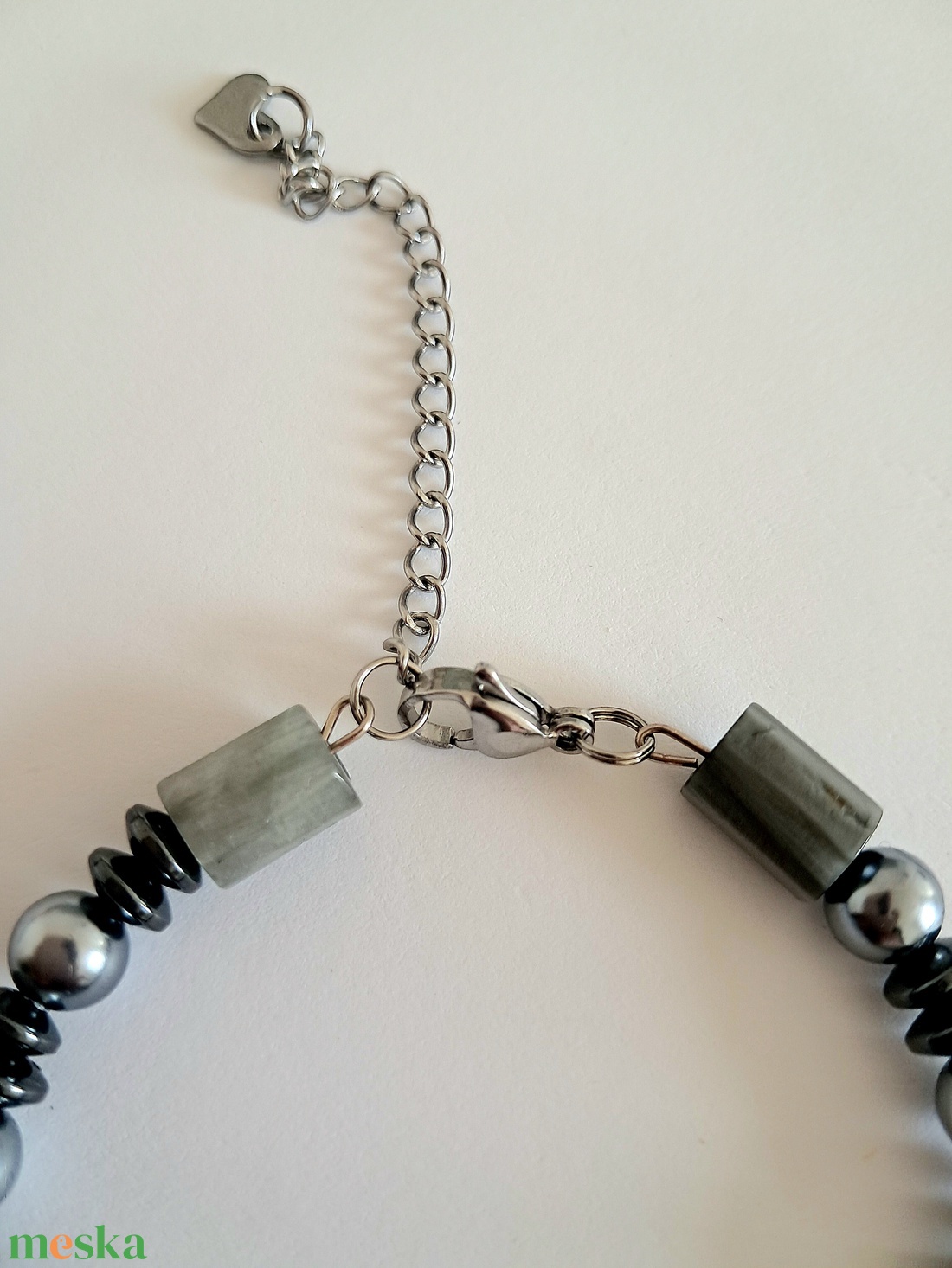 Szürke sólyomszem ásványkarkötő - ékszer - karkötő - ásványkarkötő - Meska.hu