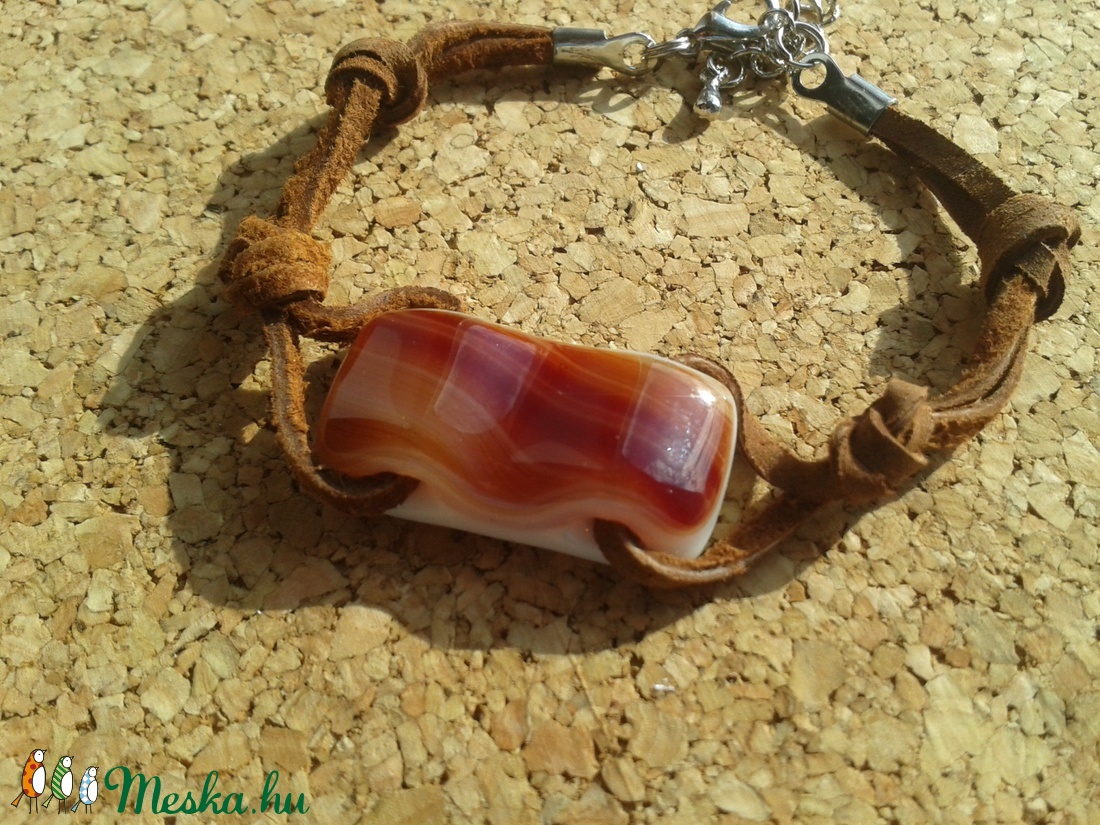 Barna csíkos karkötő - ékszer - karkötő - Meska.hu