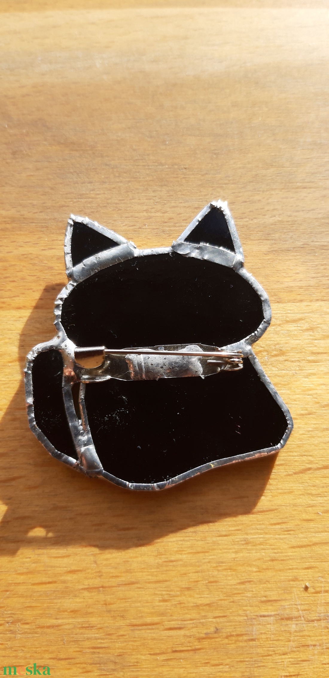 Cicás kitűző - ékszer - kitűző és bross - kitűző - Meska.hu Cicás kitűző - ékszer - kitűző és bross - kitűző - Meska.hu
