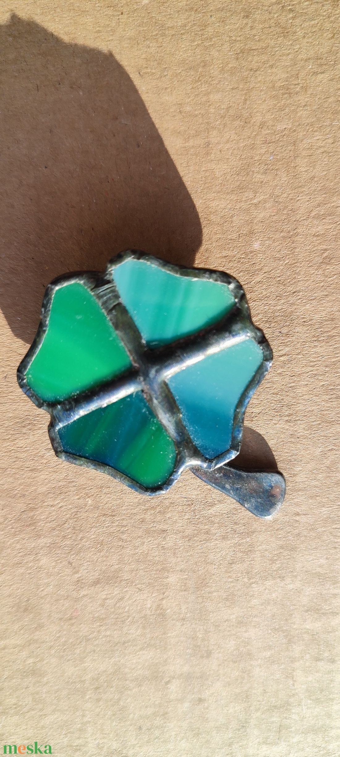 Szerencse kitűző - ékszer - kitűző és bross - Meska.hu