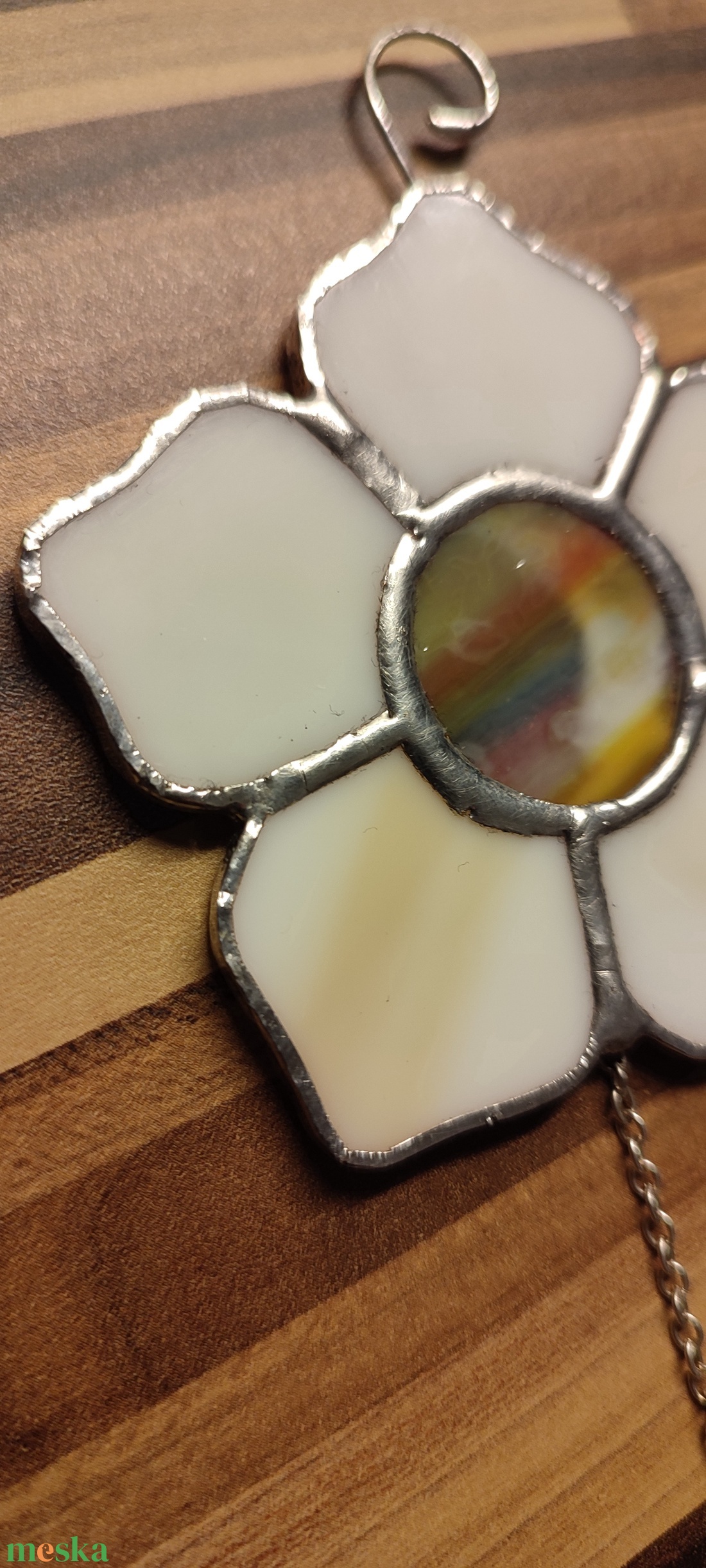 Drapp virág ablakdísz - otthon & életmód - dekoráció - dísztárgy - Meska.hu