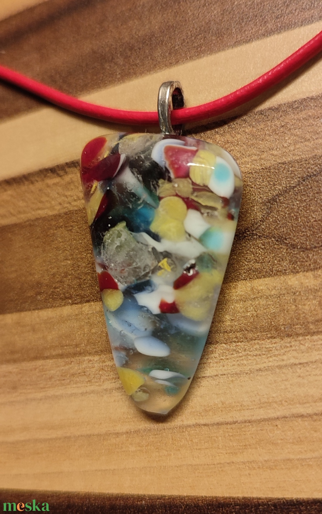 Színes háromszög medál - ékszer - nyaklánc - medál - Meska.hu