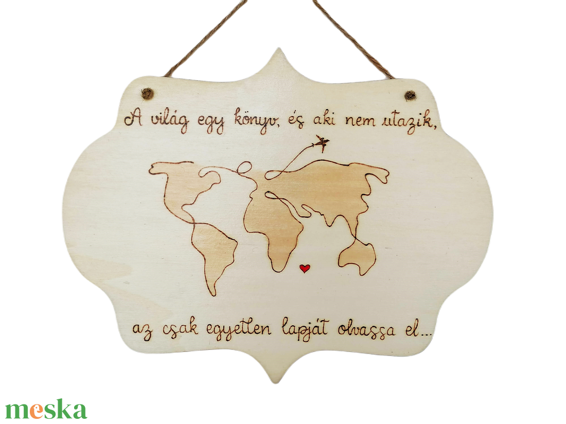 A világ egy könyv - pirogravírozott képecske - otthon & életmód - dekoráció - ajtó- és ablak dekoráció - ajtótábla - Meska.hu