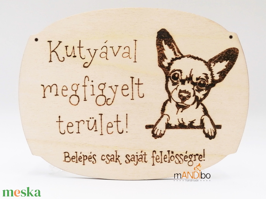 Kutyával megfigyelt terület -  kopogtató - pirogravírozott képecske - otthon & életmód - dekoráció - ajtó- és ablak dekoráció - ajtótábla - Meska.hu