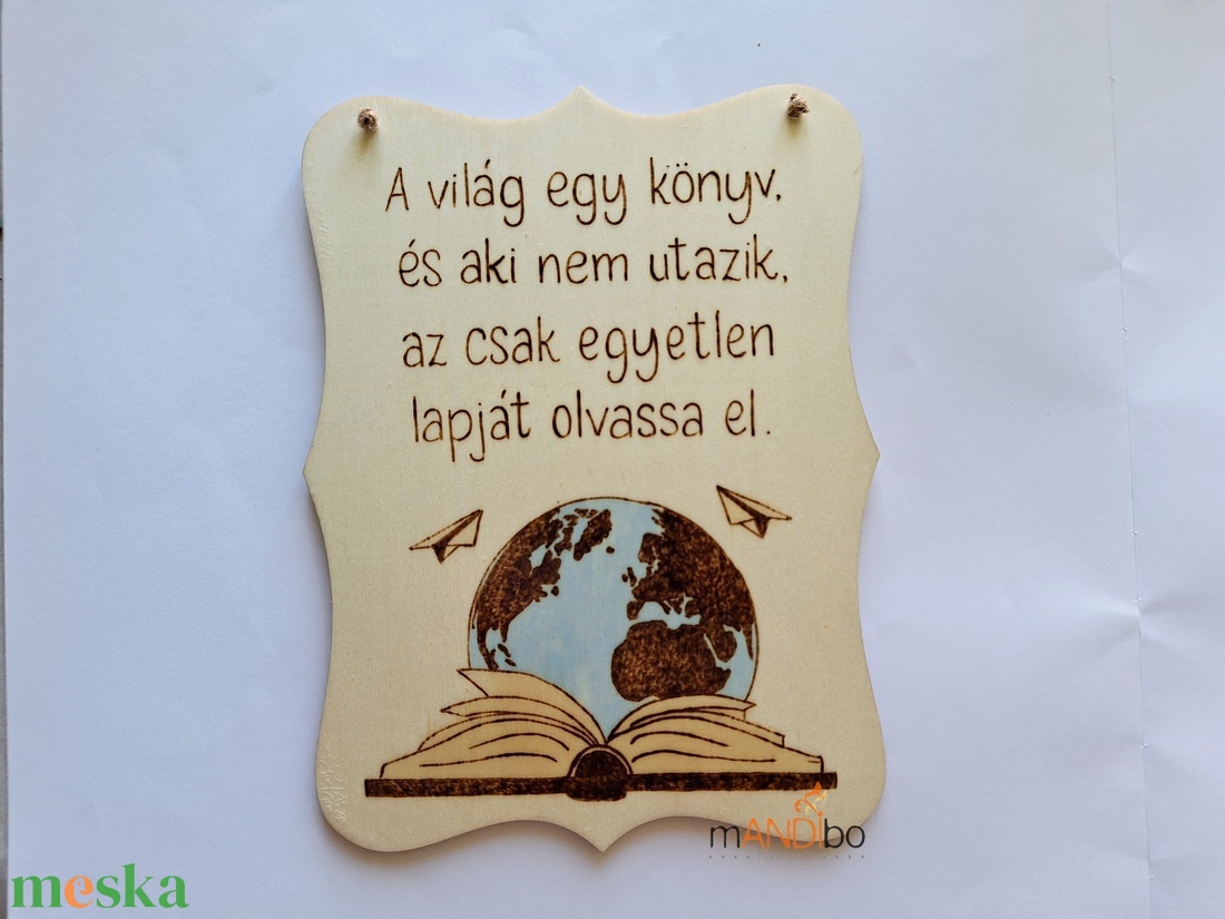 A világ egy könyv - pirogravírozott kép - otthon & életmód - dekoráció - kép & falikép - fából készült kép - Meska.hu A világ egy könyv - pirogravírozott kép - otthon & életmód - dekoráció - kép & falikép - fából készült kép - Meska.hu