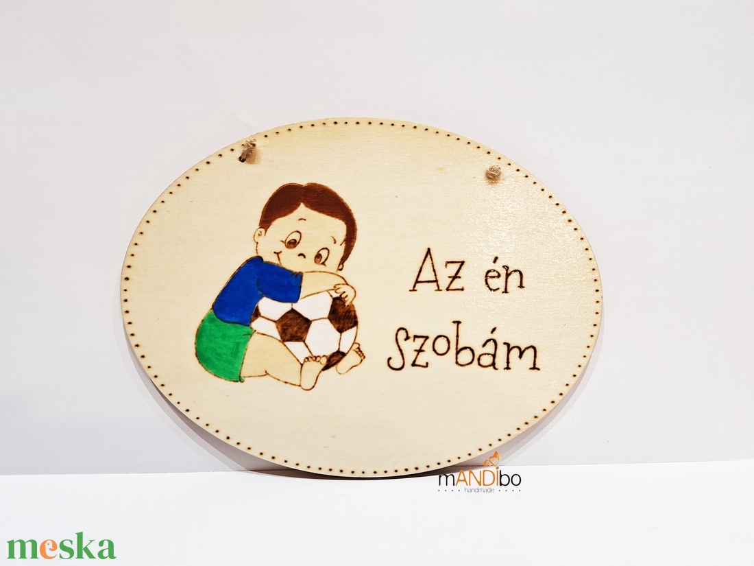 Focilabdás fiús gyerekszoba ajtajára készült pirogravírozott kép - otthon & életmód - babaszoba, gyerekszoba - babaszoba kép - Meska.hu Focilabdás fiús gyerekszoba ajtajára készült pirogravírozott kép - otthon & életmód - babaszoba, gyerekszoba - babaszoba kép - Meska.hu