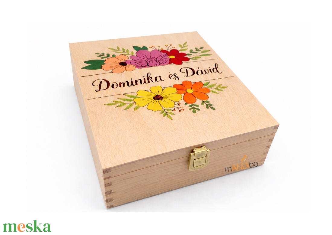 A boldog házasság nélkülözhetetlen kellékei - humoros esküvői ajándék - esküvő - emlék & ajándék - doboz - Meska.hu