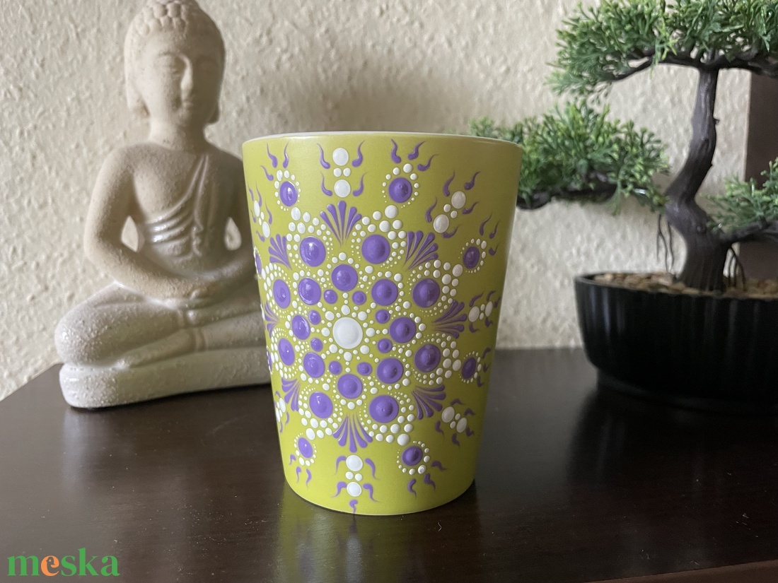 Almazöld bögre fehér-lila pontozott mandala mintával - otthon & életmód - konyhafelszerelés, tálalás - tálalás - teás- és kávés pohár, készlet - Meska.hu Almazöld bögre fehér-lila pontozott mandala mintával - otthon & életmód - konyhafelszerelés, tálalás - tálalás - teás- és kávés pohár, készlet - Meska.hu