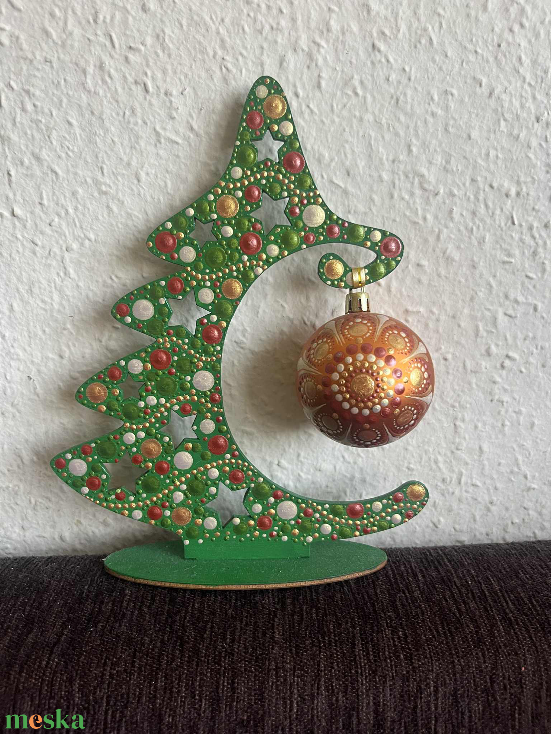 Pontozott karácsonyfa gömbbel - karácsony - karácsonyi lakásdekoráció - karácsonyi lakásdíszek - Meska.hu Pontozott karácsonyfa gömbbel - karácsony - karácsonyi lakásdekoráció - karácsonyi lakásdíszek - Meska.hu