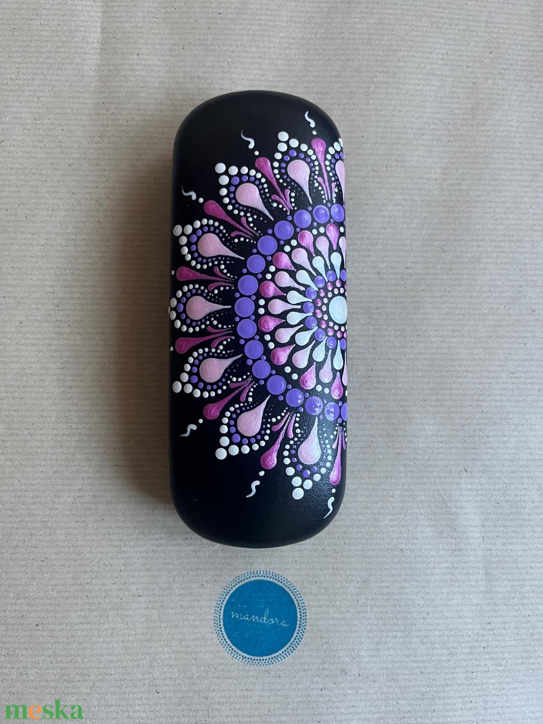 Szemüvegtok pontozott mandala mintával - táska & tok - pénztárca & más tok - szemüvegtok - Meska.hu