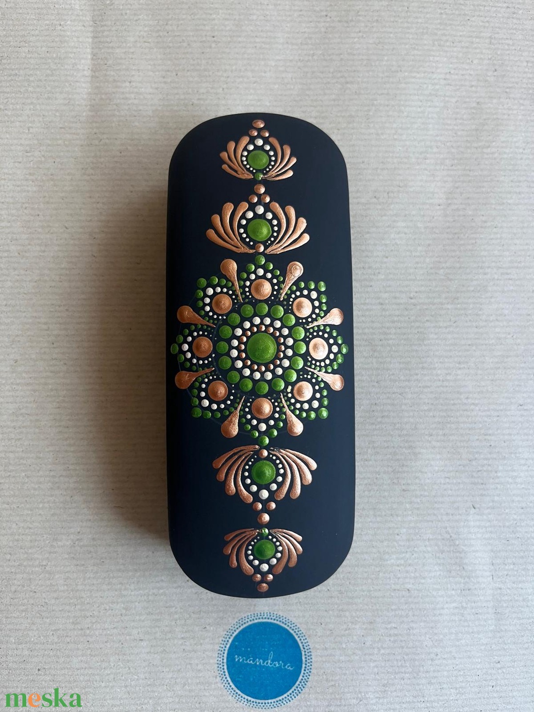 Szemüvegtok pontozott mandala mintával - táska & tok - pénztárca & más tok - szemüvegtok - Meska.hu