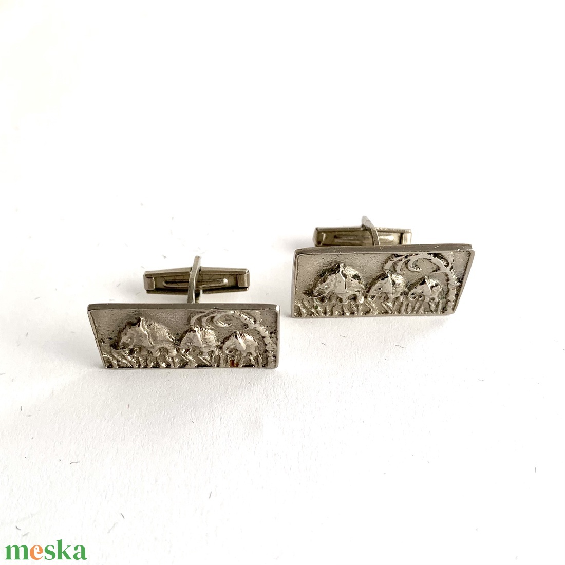 Afrika stílusú különleges egyedi retro fém mandzsettagomb a '60-as '70-es évekből, elegáns ajándéktárgy férfinek - ékszer - mandzsettagomb - Meska.hu