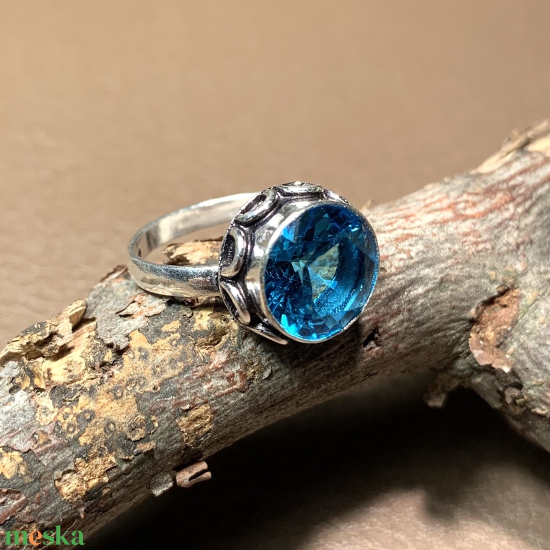 925 ezüst gyűrű kék topáz kővel 9-es  nagy méret (19 mm átmérő) indiai ezüst gyűrű - ékszer - gyűrű - statement gyűrű - Meska.hu