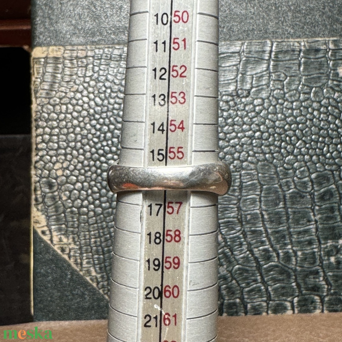 925 Ezüst karika gyűrű szikrázó cirkónia kövekkel, elöl körben ragyogó cirkon kő átmérő: 18mm 7,5 - ékszer - gyűrű - statement gyűrű - Meska.hu