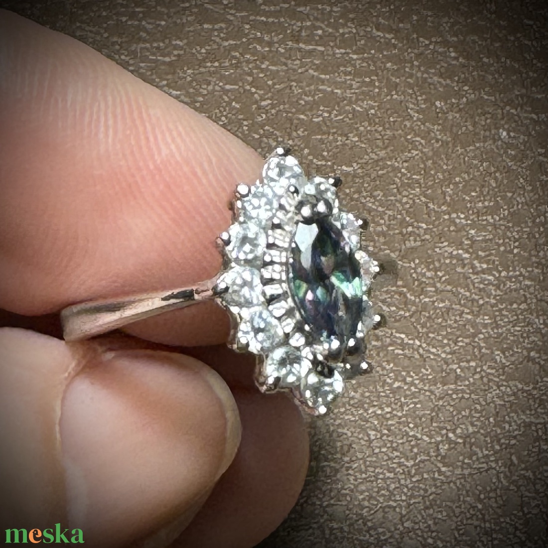Ezüst gyűrű cirkon kövekkel, 925v ezüst ékszer, cirkónia köves gyűrű mérete 54 mm körméret - ékszer - gyűrű - statement gyűrű - Meska.hu