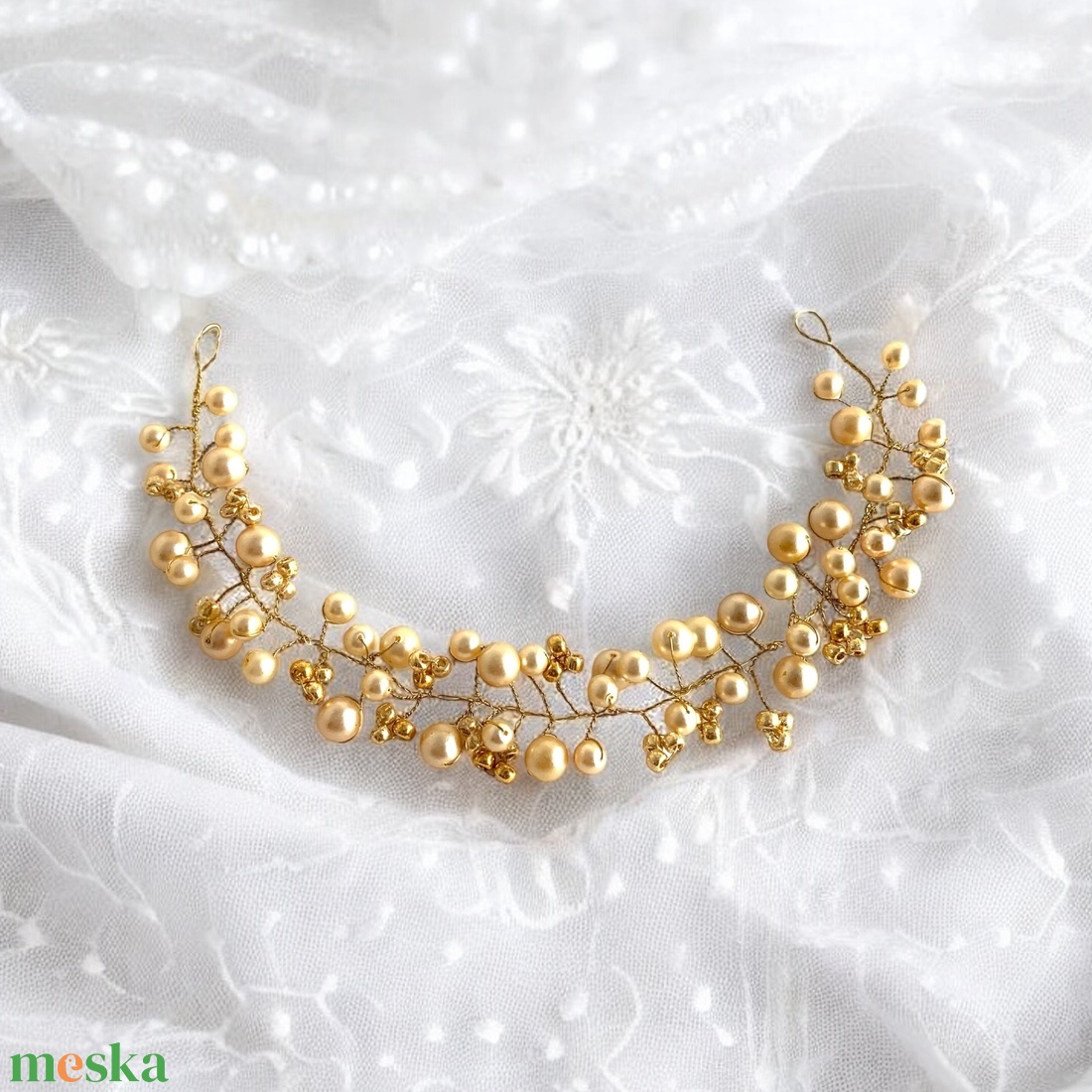 Régi Menyasszonyi tiara hajdísz koszorú - törtfehér színű régi fejék, fejdísz 25 cm, fejkoszorú - esküvő - hajdísz - fejkoszorú - Meska.hu