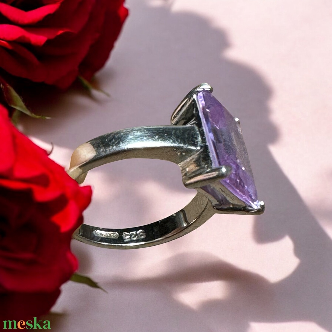 Modern ezüst gyűrű lila cirkon kővel, 925 ezüst ékszer, cirkónia köves gyűrű mérete 54 mm - ékszer - gyűrű - statement gyűrű - Meska.hu Modern ezüst gyűrű lila cirkon kővel, 925 ezüst ékszer, cirkónia köves gyűrű mérete 54 mm - ékszer - gyűrű - statement gyűrű - Meska.hu