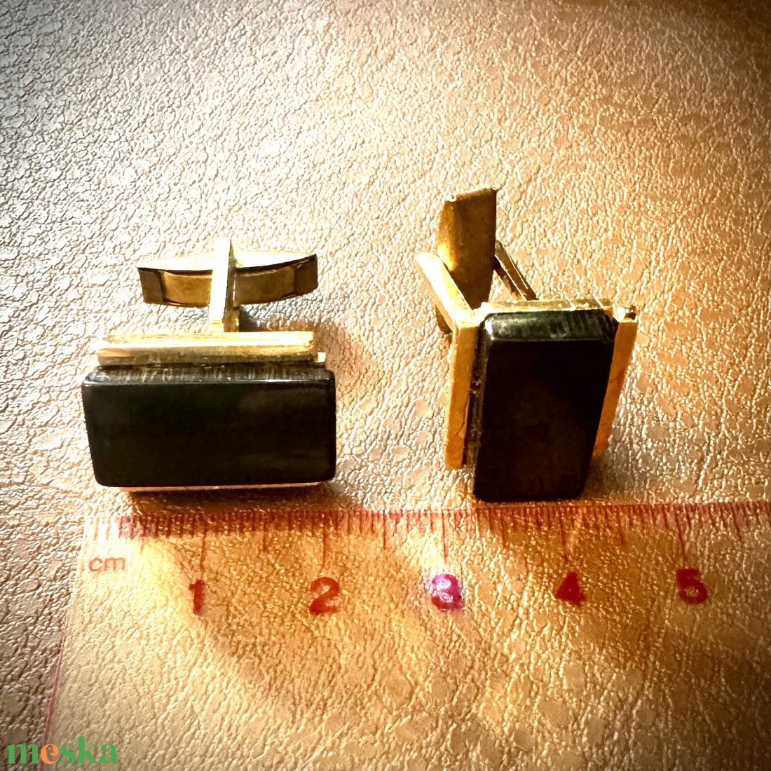 Extravagáns egyedi retro fém mandzsettagomb a '60-as '70-es évekből, csillogó acélból, elegáns ajándéktárgy férfinak! - ékszer - mandzsettagomb és nyakkendőtű - Meska.hu