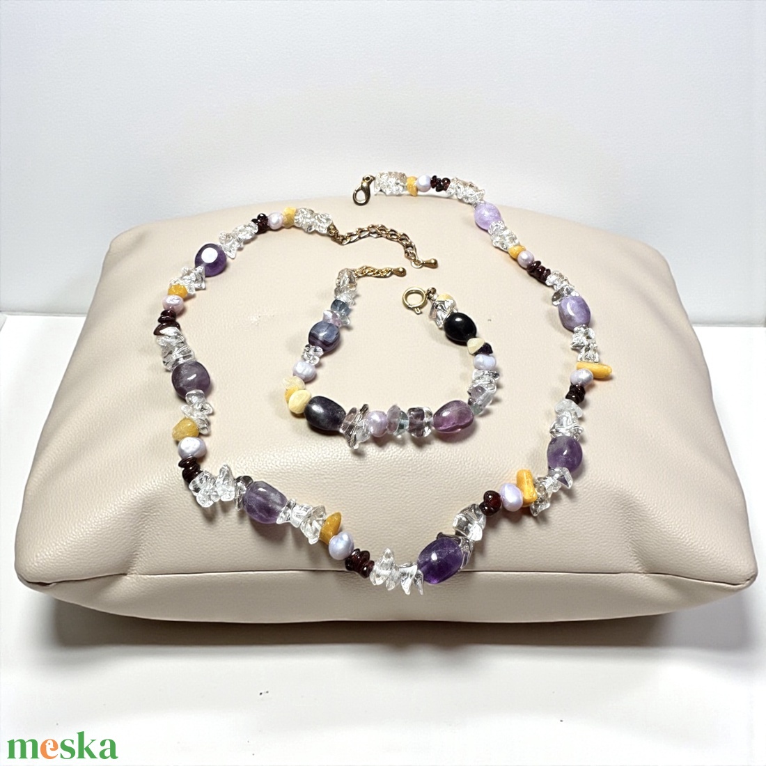 Multikolor ametiszt drágakő nyaklánc és karkötő szett, vintage drágakő-keverék nyaklánc, ásványékszer, drágakőékszer - ékszer - ékszerszett - Meska.hu