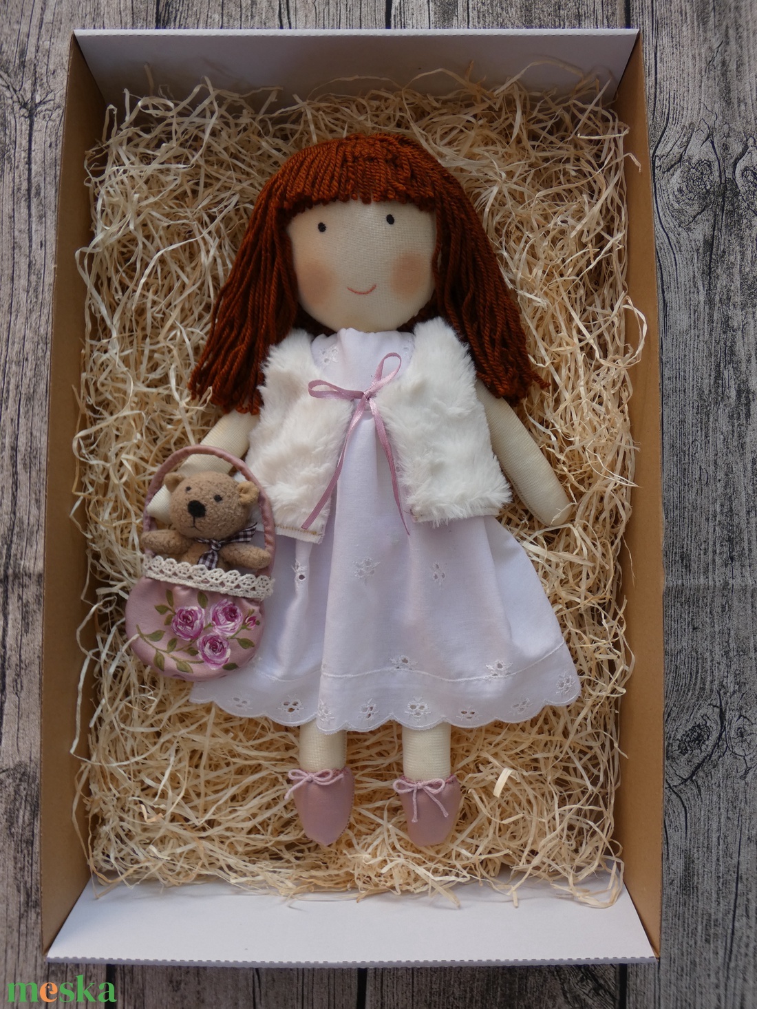 Hanna öltöztetős baba - játék & sport - 3 éves kor alattiaknak - alvóka & rongyi - Meska.hu