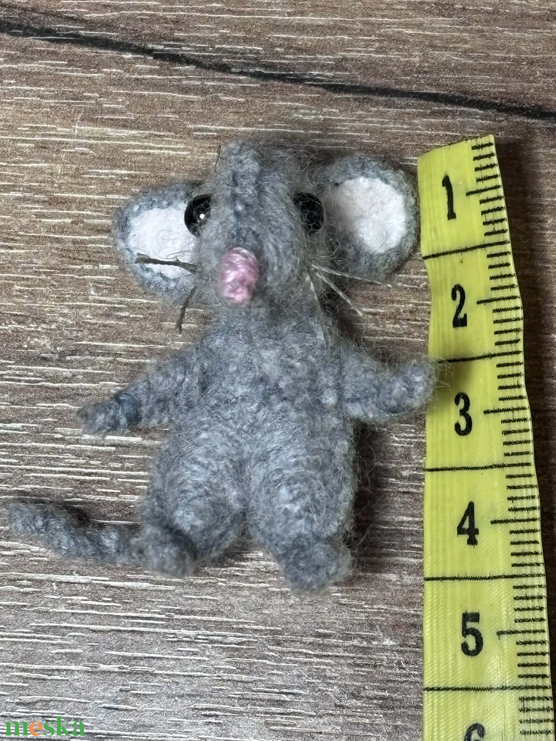 4cm-es mini egérke dióhéj kocsiban -  - Meska.hu