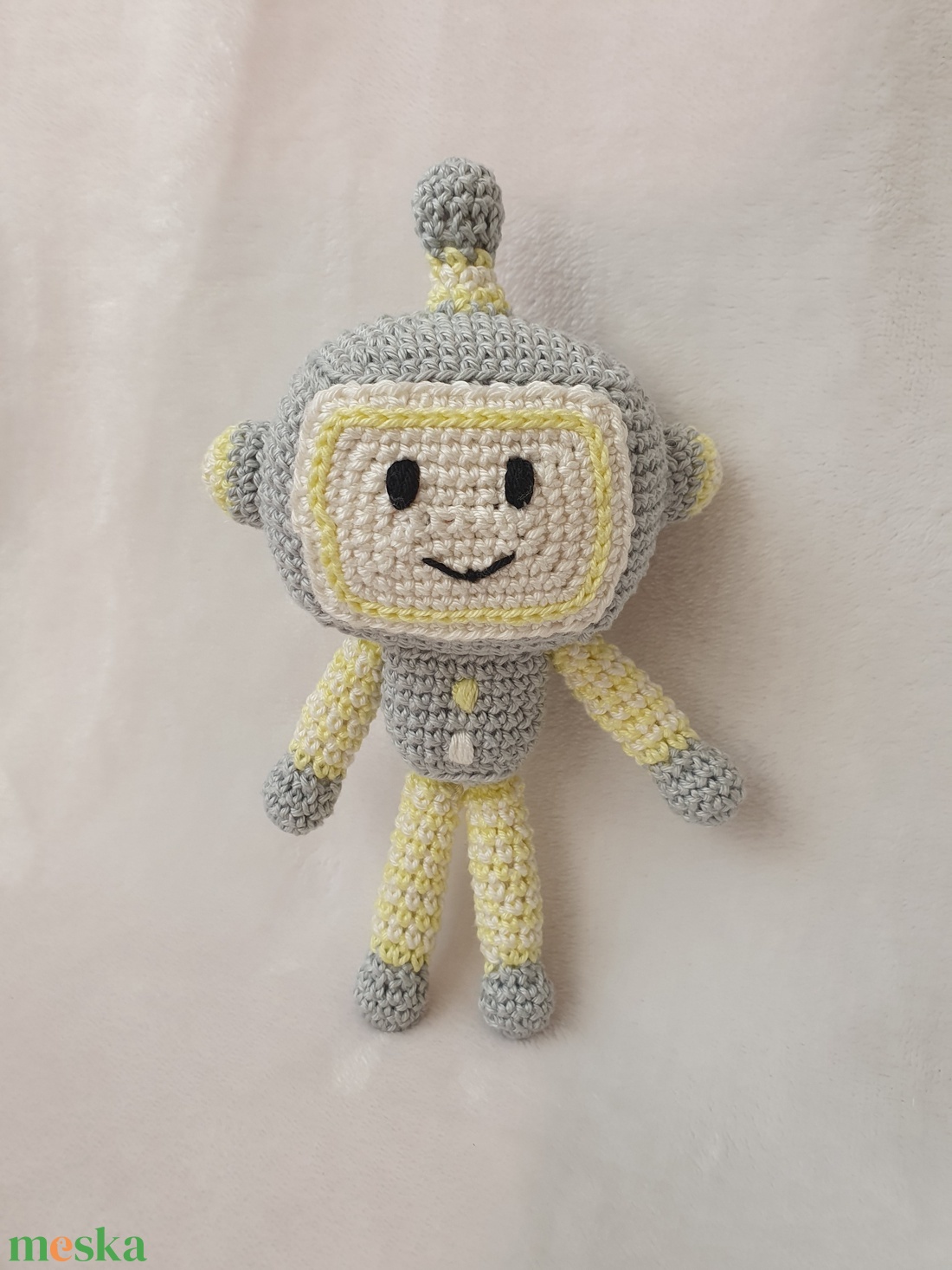 Horgolt robot - játék & sport - plüssállat & játékfigura - robot & gép - Meska.hu