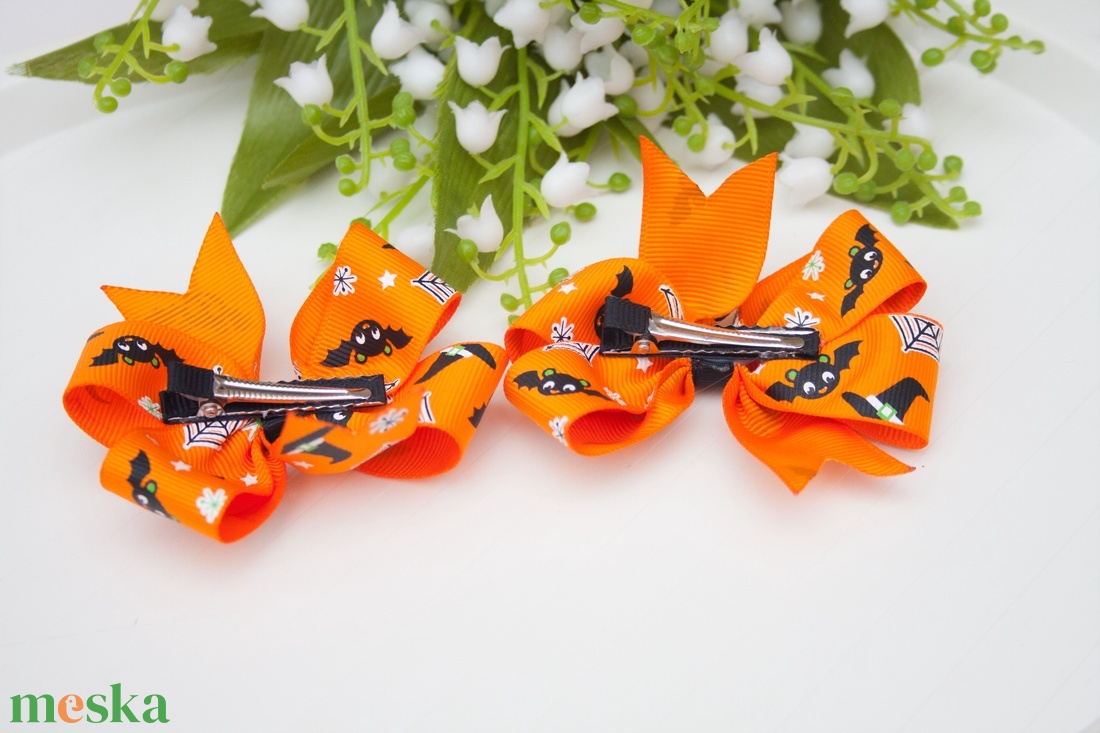 Narancssárga masnis hajcsat Halloweenre - otthon & életmód - dekoráció - halloween - halloweeni jelmez és kiegészítők - Meska.hu Narancssárga masnis hajcsat Halloweenre - otthon & életmód - dekoráció - halloween - halloweeni jelmez és kiegészítők - Meska.hu