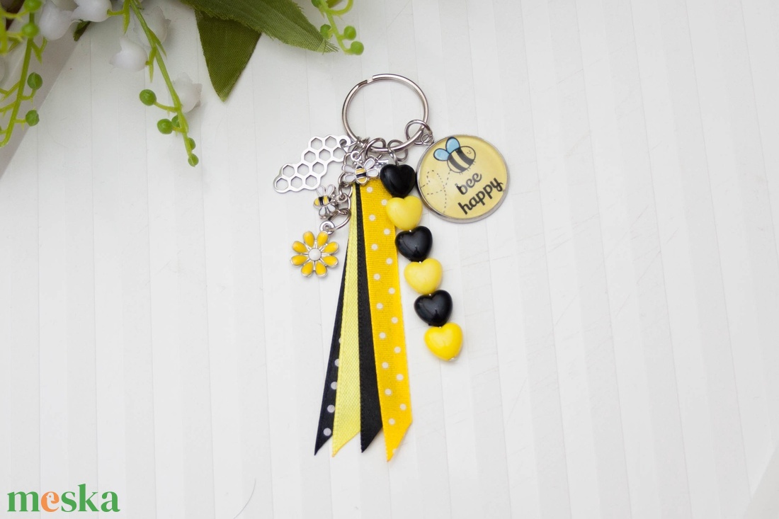 Kulcstartó, táskadísz - Méhecskés fekete/sárga - táska & tok - kulcstartó & táskadísz - kulcstartó - Meska.hu