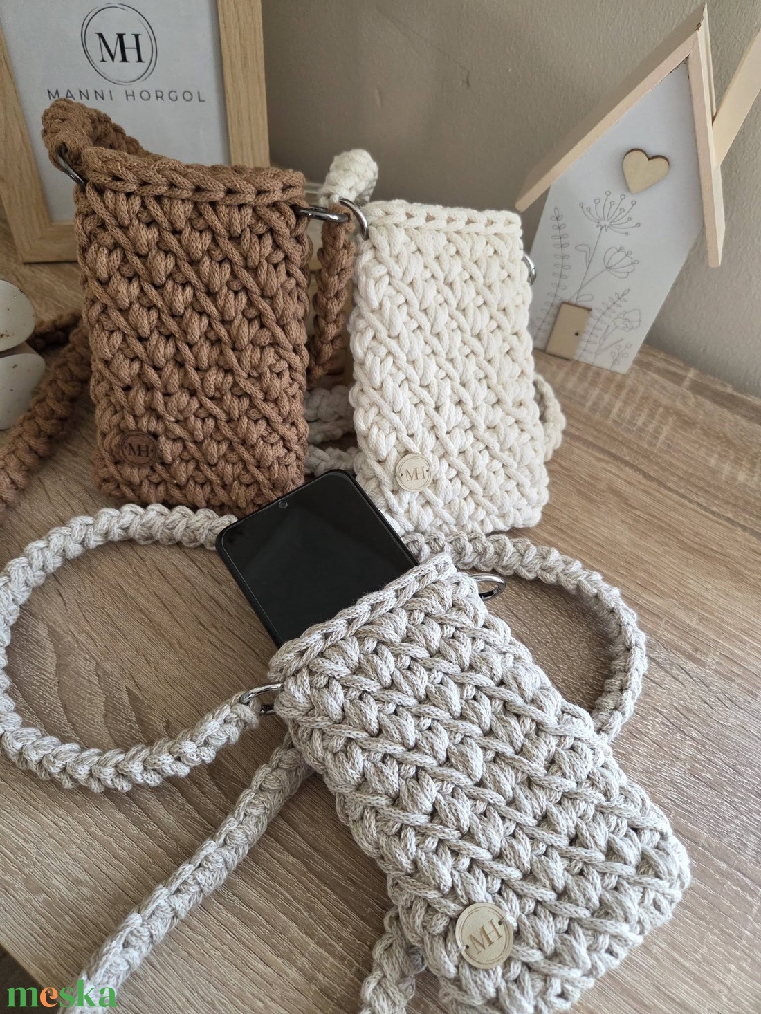 Horgolt telefontartó - táska & tok - pénztárca & más tok - telefontok - Meska.hu