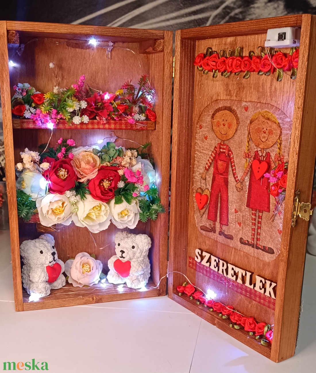 Romantikus SZERETLEK Ajándékdoboz Valódi Tükörrel és Hangulatfénnyel - esküvő - emlék & ajándék - doboz - Meska.hu