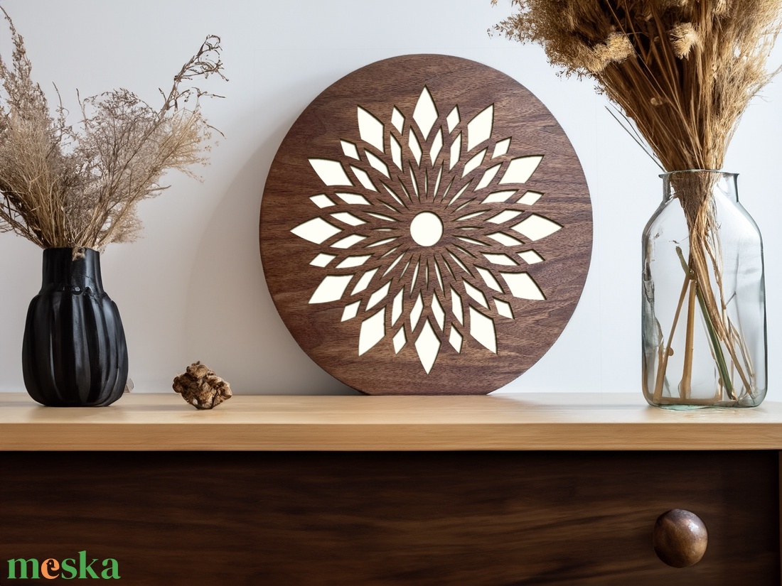 Mandala mintás lézervágott fa lámpa, meleg fehér LED világítással és fényerőszabályzós kapcsolóval - otthon & életmód - lámpa - hangulatlámpa - Meska.hu