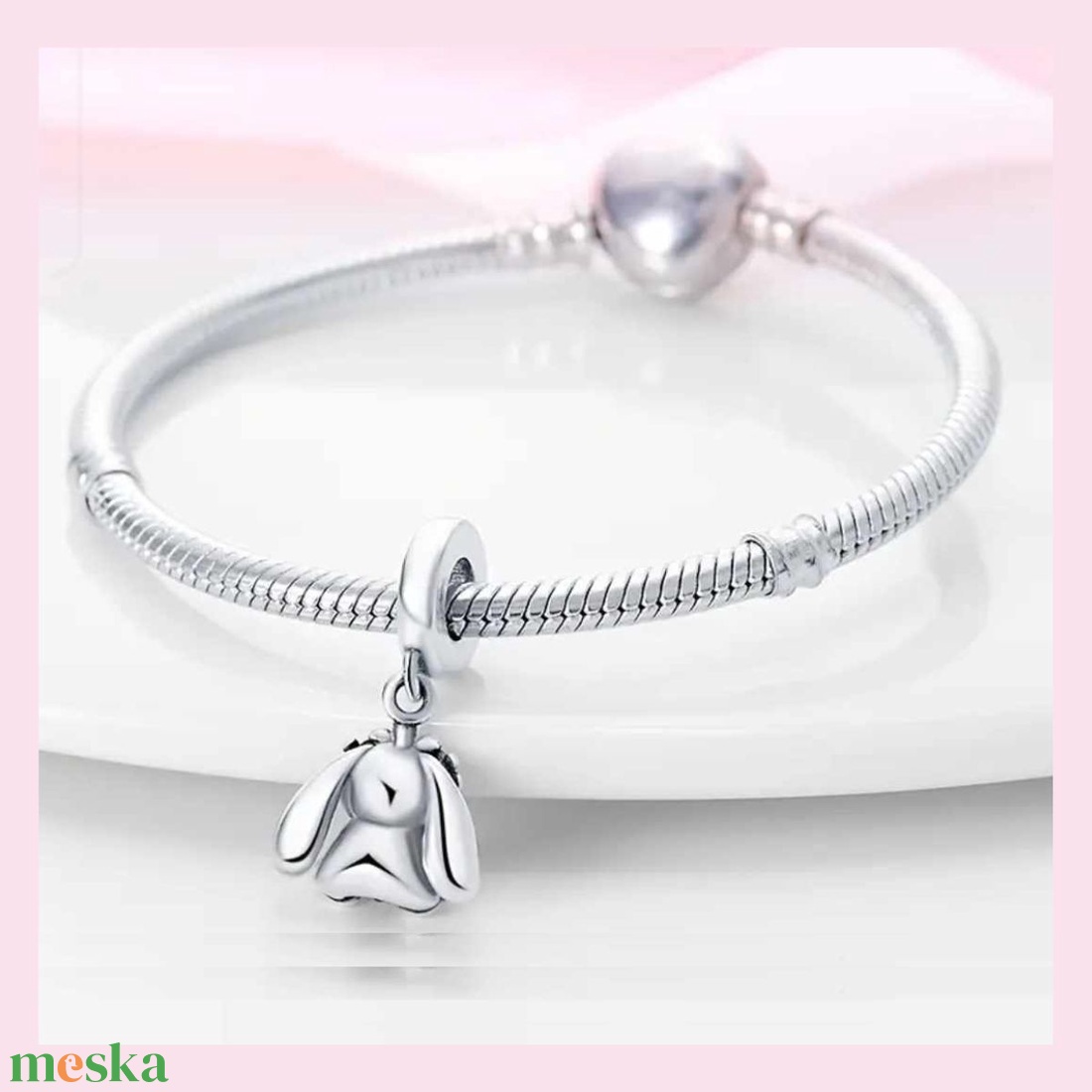 Nyuszis charm - ékszer - karkötő - charm karkötő - Meska.hu
