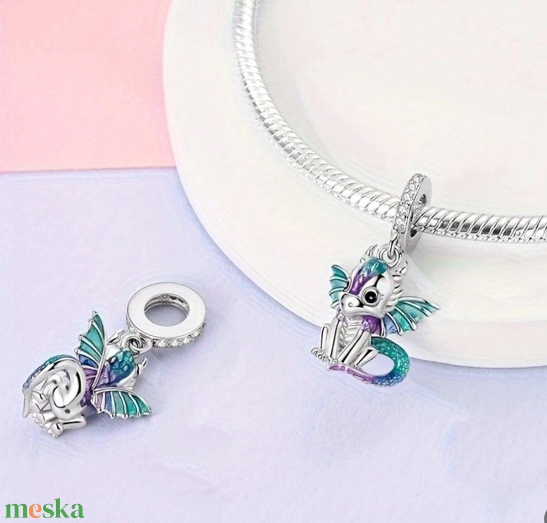 Sárkány - ezüst függő charm - ékszer - karkötő - charm karkötő - Meska.hu