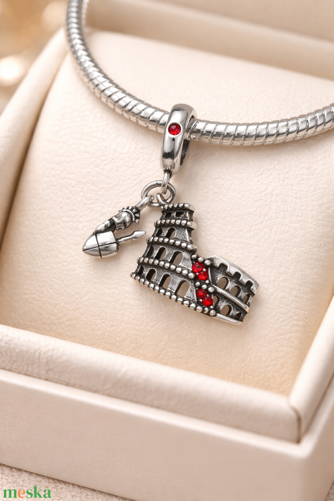 Róma ezüst függő charm - ékszer - karkötő - charm karkötő - Meska.hu